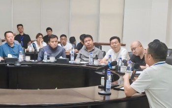 利用新膜技术 践行清洁出产|南宫NG28总经理方富林与克拉玛依调查团共话石油石化绿色发展